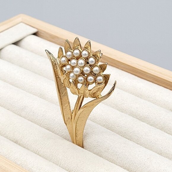 Gold Tone Floral Brooch Pin Simulated Pearl Cluster With Leaves MCM 2 1/2 in L - Picture 2 of 6